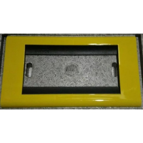 PLACCA BTICINO LIVING CLASSIC 4P GIALLO