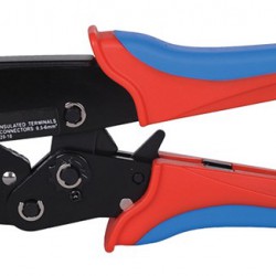 Pinza aggraffatrice per capicorda preisolato