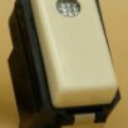 Deviatore luminoso 16A completo di unità di segnalazione 220V